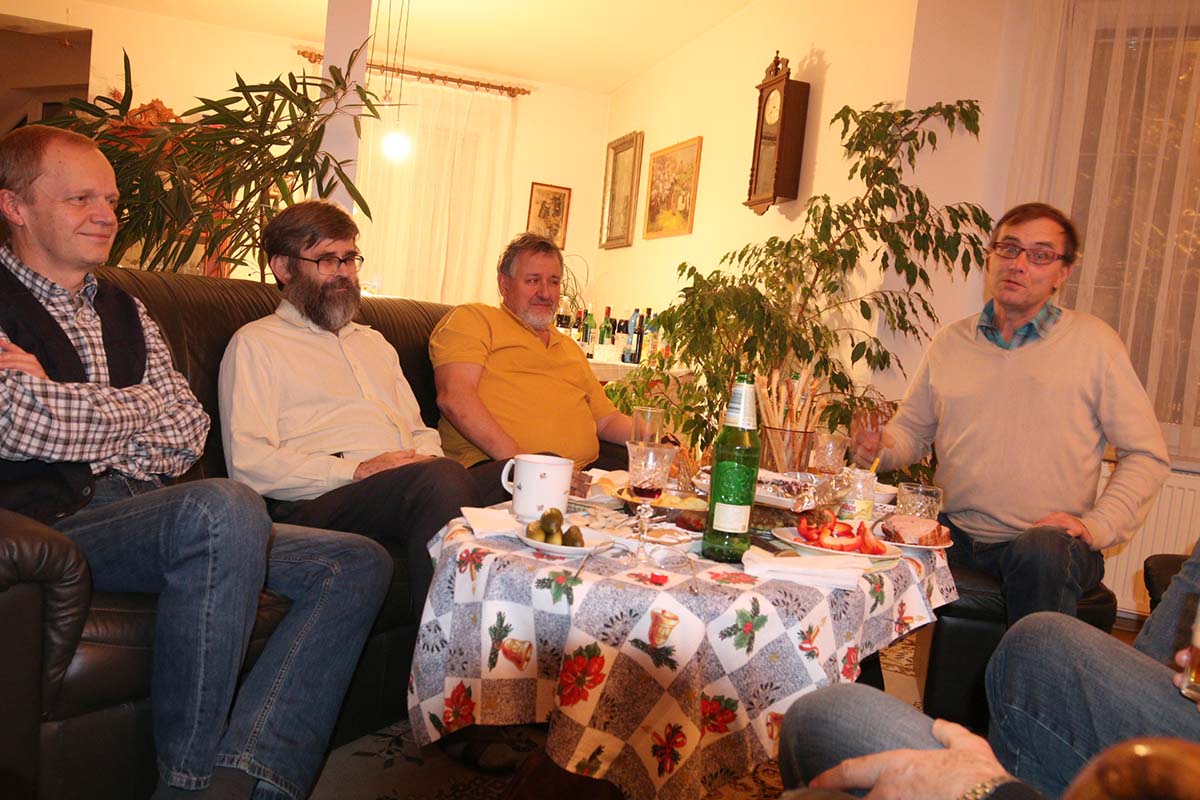 img00004.jpg