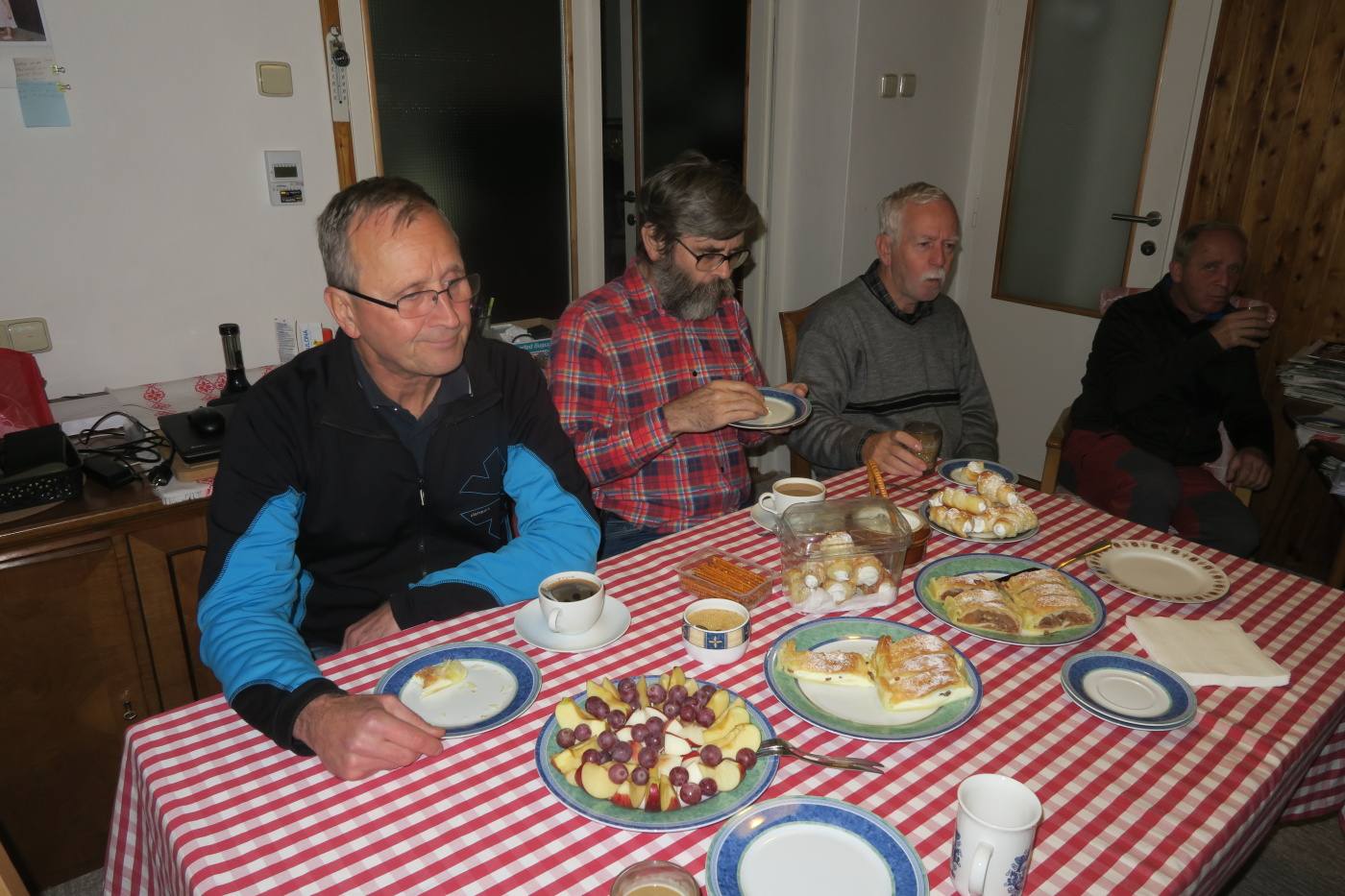 img00010.jpg
