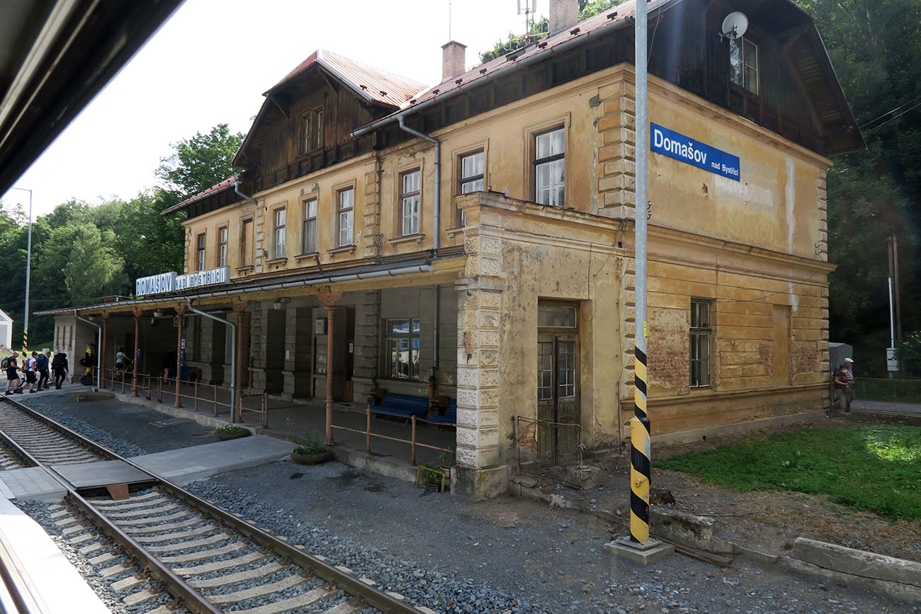 img00007.jpg